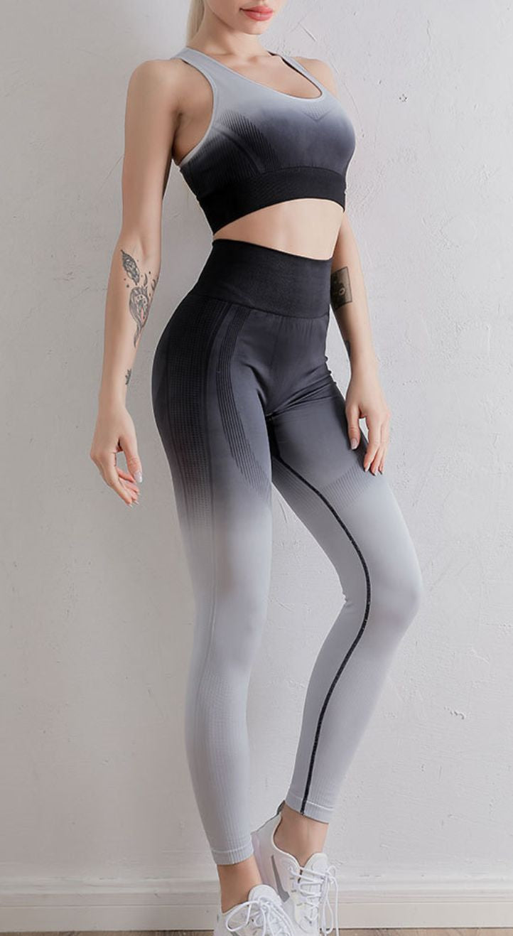 0315dc91fd9b4cd39a6e7929cb66d935-Max