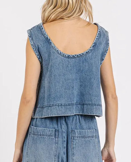 e94bdec8-5b5e-4f35-82e2-5d51d373d1eb-Max