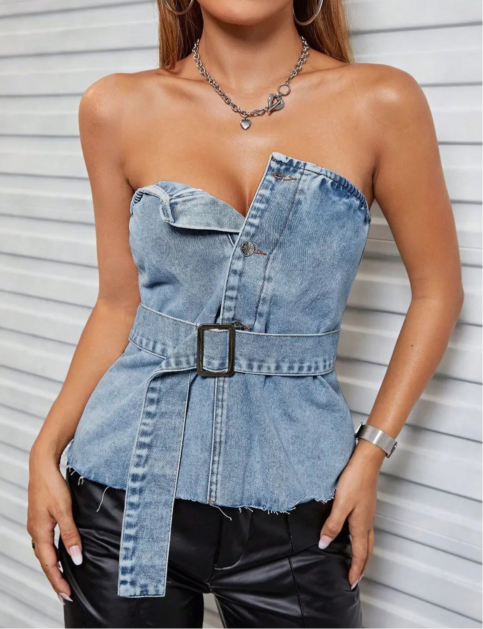 f2805edc-7b39-45a3-830d-047e4e92725d-Max